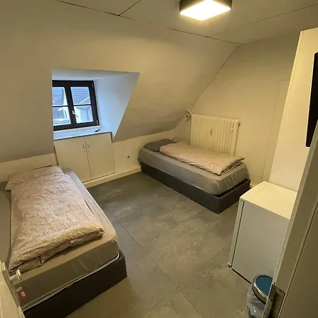 Zimmervermietung Welfenplatz Guest house *